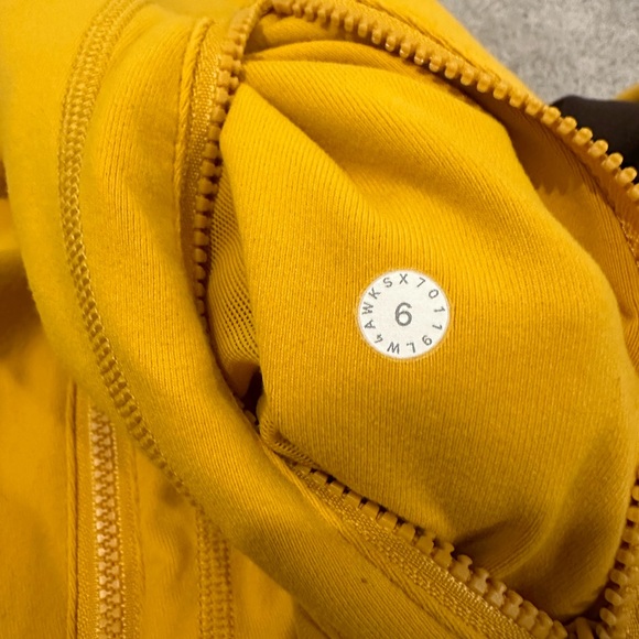 Lululemon Define Jacket - Picture 6 of 6
